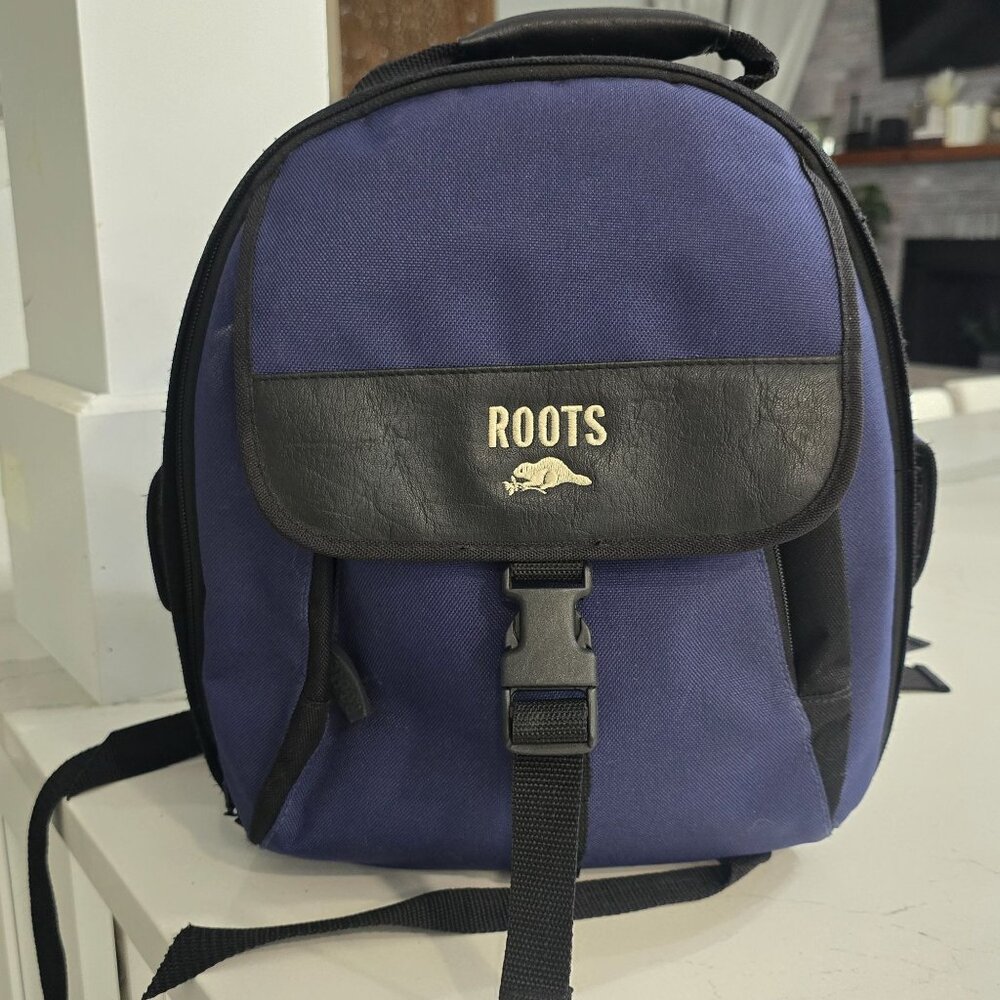 Roots camera backpack bag Blue & Black adjustable interior lots of pockets